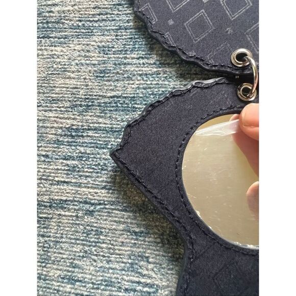 Vera Bradley Seashell Bag Charm / Large Keychain - Picture 5 of 5